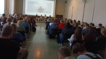 Dzejas lasījumi “Dzeja elpo vārdos