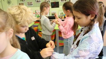 Pavasara svētki kopā ar Jēkabpils 2.vidusskolas 1.b. klasi
