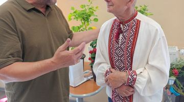 Vladimira Maļavska foto izstādes ‘’ Свiтло душi jeb Dvēseles gaisma. Nikolajs Kolotilo - SAVĒJAIS’’ atklāšana