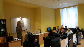Esi jauks internetā, cieni citus!