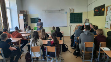 Eiropas  dienas pasākums Ābeļu pamatskola