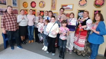 Irinas Uvarovas - Grāvītes Leļļu Sargātāju darināšanas meistarklase