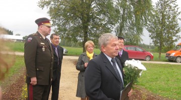 Ģenerālis Juris Vectirāns, Latvijas valsts mežu Ābeļu iecirkņa meistars Edgars Griķis, Gunta Dimitrijeva, Edvīns Meņķis