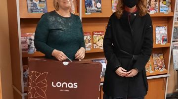 Viktorīnas „Ziemeļvalstis – kopīgais un atšķirīgais” uzvarētāju apbalvošana