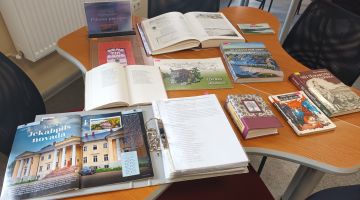 Informatīva bibliotekāra stunda 