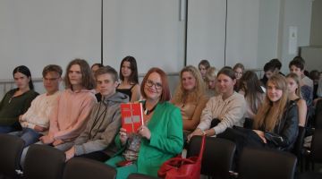 Dzejas lasījumi “Dzeja elpo vārdos