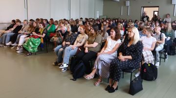 Dzejas lasījumi “Dzeja elpo vārdos