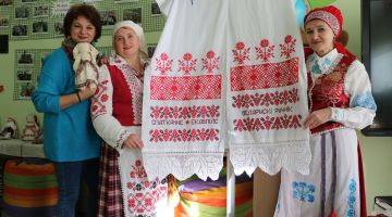 Innas Jansones Putnu sargātāju Radošā darbnīca