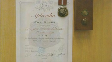 Barikāžu dalībnieka apliecība