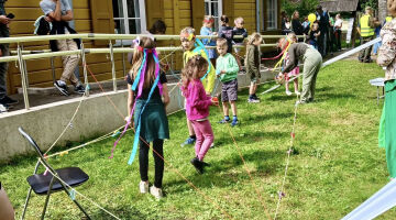 Jēkabpils pilsētas svētku 2025 īpašais notikums “Sēļi lasa” Sēļu sētā 