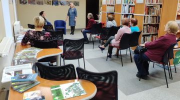 Gitas Losānes Foto izstāde ‘’Strazdi iesvilpo pavasari’’