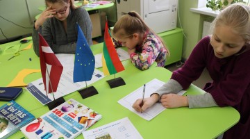 1.03. Atvērtā nodarbība - SAGAIDOT PAVASARI!