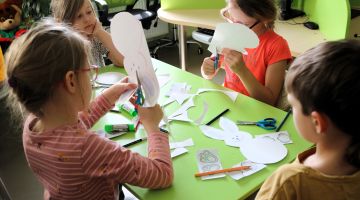 Ko dara bibliotēkā bibliotekārs? 