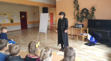 15.09. Tikšanās ar bērnu grāmatu autori un ilustratori Agiju Staku