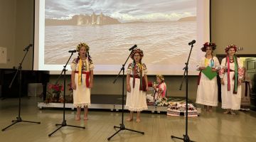 Literāri muzikālā pēcpusdiena “Tik mirklis vien un dzejā pateikts viss