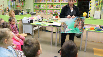 Tikšanās ar grāmatu autori un brīnišķīgo ilustratori Agiju Staku