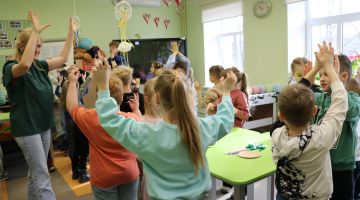 Pavasara svētki kopā ar Jēkabpils 2.vidusskolas 1.b. klasi