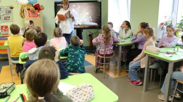 Bibliotekāra stunda “Ceļojums pa bibliotēku