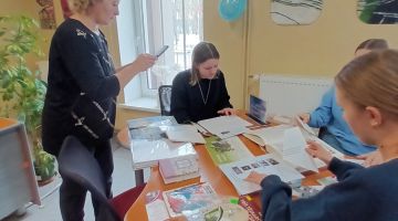Informatīva bibliotekāra stunda 