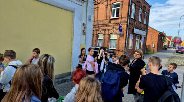 Izzinoša pastaiga pa Rīgas ielu