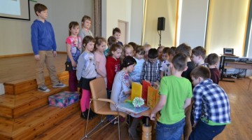 10.04. Tikšanās ar grāmatu autori Eviju Gulbi