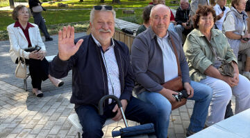 Senioru diena Krustpils parkā: kopā būšana, māksla un dzīves gudrība!