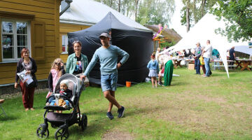 Jēkabpils pilsētas svētku 2025 īpašais notikums “Sēļi lasa” Sēļu sētā 