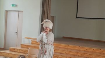Raibās Lieldienas!