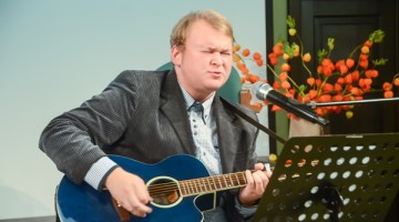 Par dzīvi kā gaismas zibsni