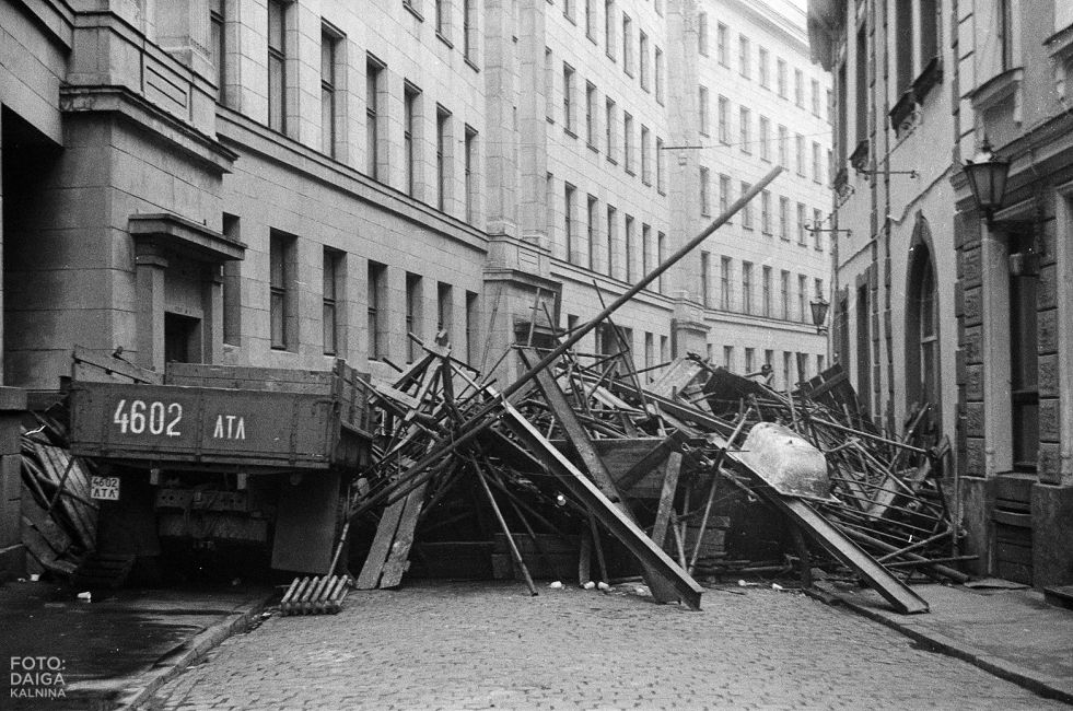 BARIKĀDES – BRĪVĪBAS ĶĪLIS. DAIGA KALNIŅA, fotogrāfe, žurnāliste, skolotāja