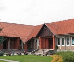 Atašienes bibliotēka