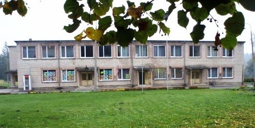 Elkšņu bibliotēka
