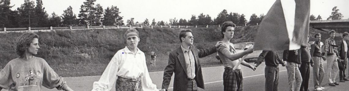 Plaukta izstāde: Baltijas ceļš