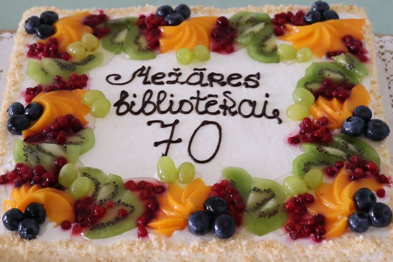 Mežāres bibliotēkai 70