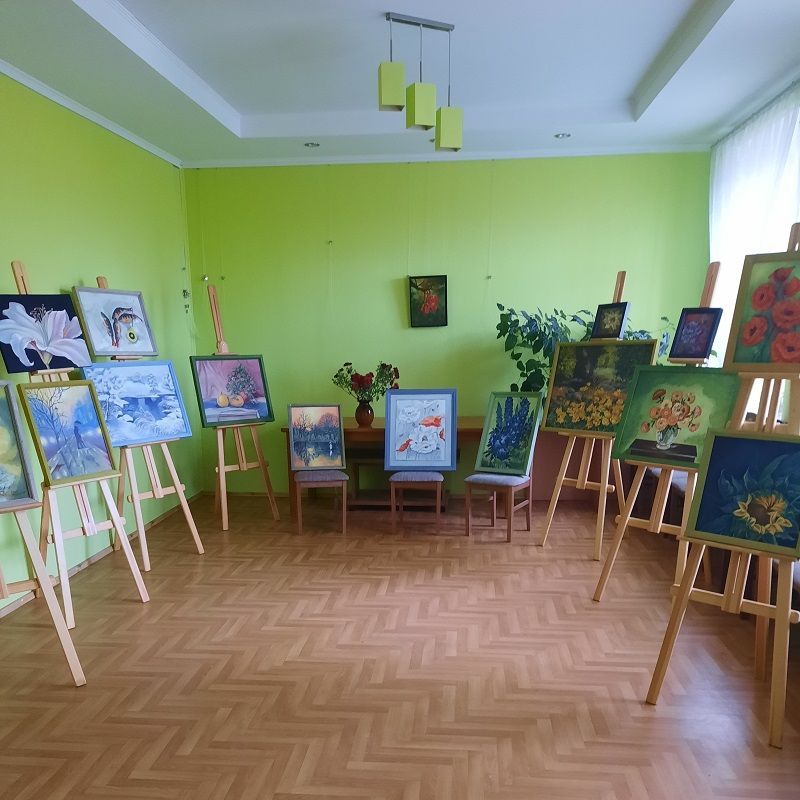 Rubeņu bibliotēka aicina uz mākslinieces Irmas Deksnes izstādi 