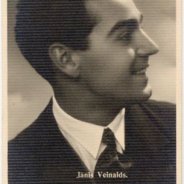  Virtuāla novadpētniecības izstāde: Jauneklīga līksme aizlauztā dvēselē. Aktieris un dzejnieks Jānis Veinalds