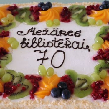 Mežāres bibliotēkai 70